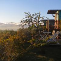 À la nuit tombée…